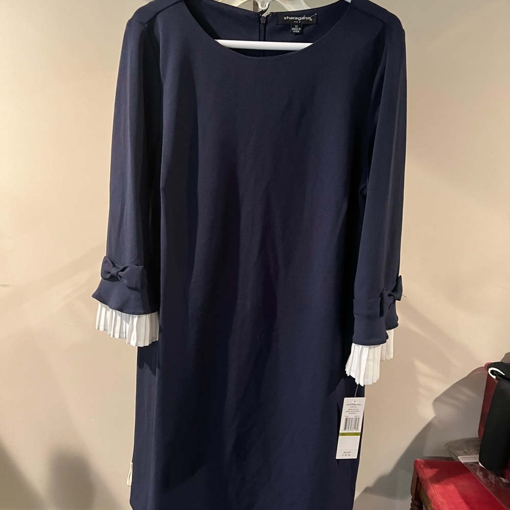 Sharagano Blue Sheath Dress 3/4 Raglan Sleeves Crew Neck..Great Spring/Summer Dr
